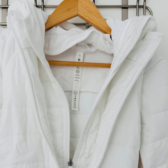Lululemon Another Mile Jacket 10 (New) - Picture 3 of 8